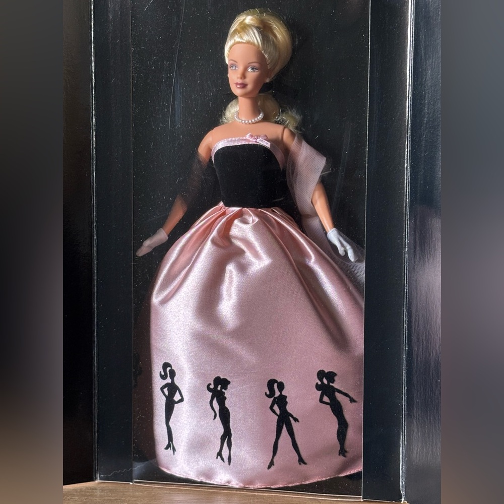 Barbie - 2000 Timeless Silhouette - 29050